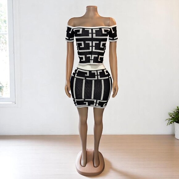 Off The Shoulder Geometric Print Set - Picture 11 of 11